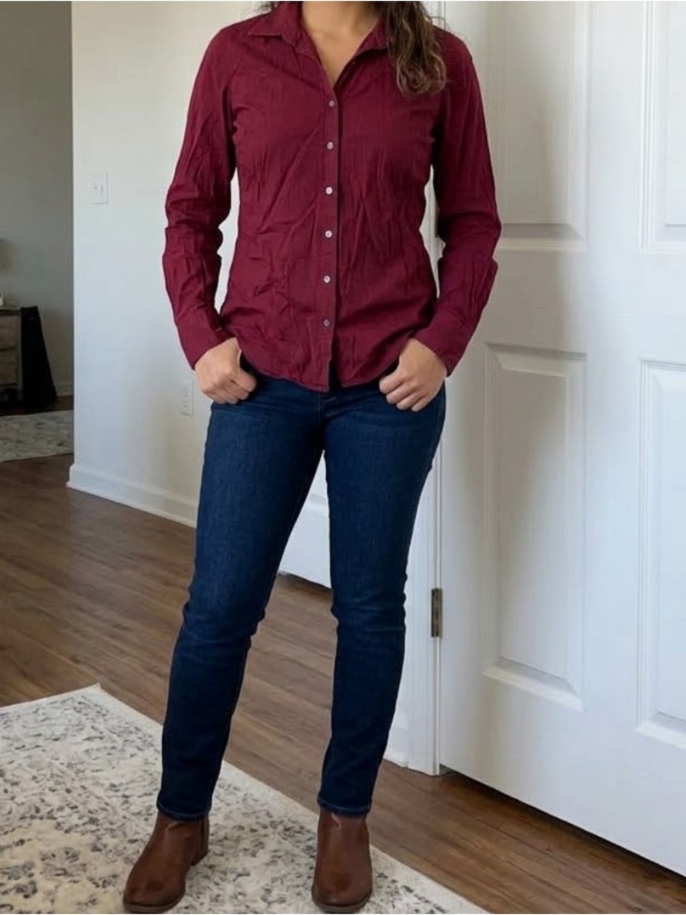 J. Crew Long-Sleeve Button-Down Shirt in Burgundy size M